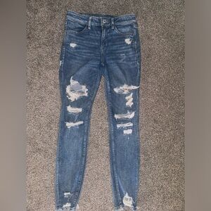American Eagle Outfitters Women's Ripped Skinny Jeans in Blue